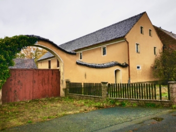 Ansicht Nebengebäude (ausbaubar) - Dreiseithof teilsaniert mit Pferdeboxen Nähe Kamenz
