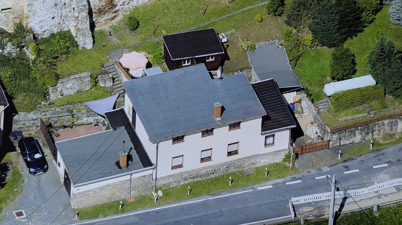 Ansicht Objekt - Einfamilienhaus mit großem Grundstück – Ideal für Familien