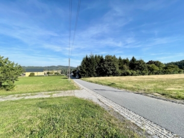 Blick - Herrliche Baufläche für 3 EFH in 01920 Steina