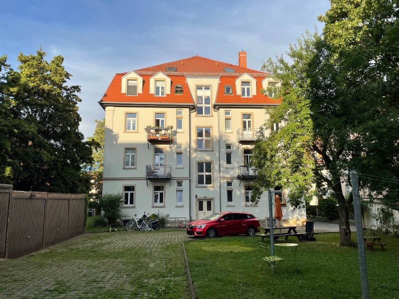 Ansicht Objekt - Gut vermietete ETW inkl. Garage in Dresden Löbtau