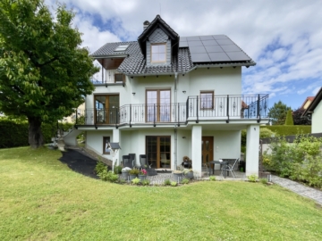Topsaniertes EFH mit Einliegerwhg. in Rabenau – Nähe Golfplatz Possendorf, 01734 Rabenau, Einfamilienhaus