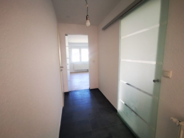 EG Flur Richtung Stube
