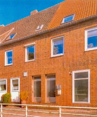 Hauseingang - 3-Familienhaus / Mehrgenerationenhaus in Wilhelmshaven – nur ca. 5 min. zu Fuß bis zur Nordsee