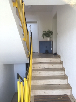Treppenhaus - 3-Raum-ETW in Königsbrück