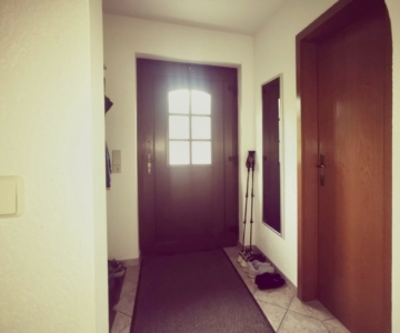 Hauseingang & Flur - Marken-Einfamilienhaus im Striegistal bei Nossen