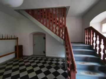 Treppenhaus - Teilvermietetes ehemaliges Pfarrhaus im Altenburger Land OT Grünberg