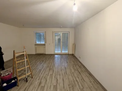 Zimmer mit Balkon