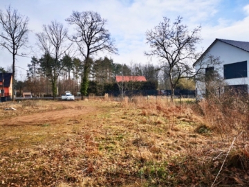 Nachbarbebauung - Romantischer Bauplatz bei Moritzburg