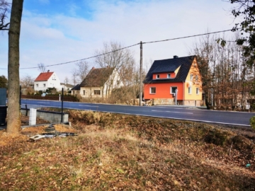 Nachbarbebauung - Romantischer Bauplatz bei Moritzburg