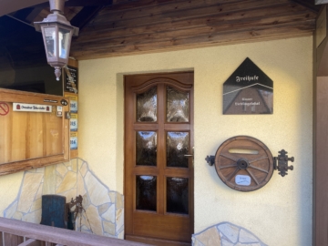 Eingangsbereich - Traditionsgaststätte Freihufe in Neukirch/Lausitz