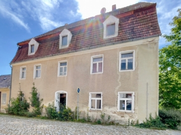 Hausansicht vorne - Mehrfamilienhaus Königsbrück