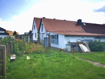 Garten Richtung Hof - Doppelhaushälfte in Bernsdorf