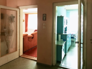 Flur, Richtung Stube und Küche - Doppelhaushälfte in Bernsdorf