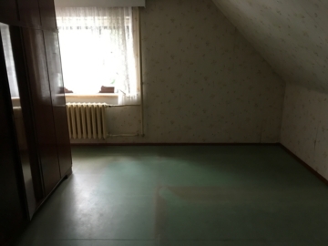 Zimmer im Wohnhaus - Liebhaberanwesen mit unverbaubarem Ausblick