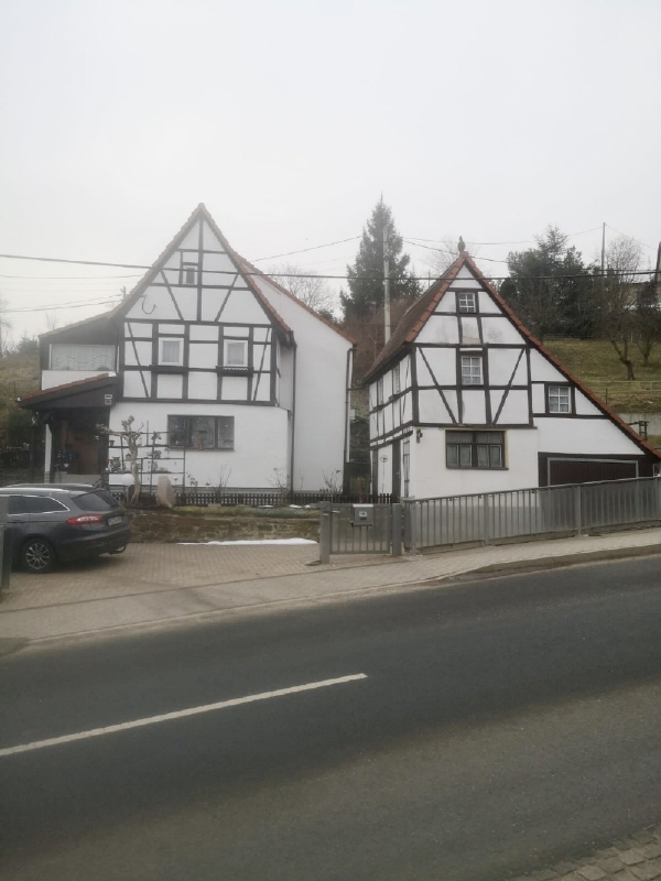 Straßenansicht - Eigenheim nur ca. 14 min. von Wilsdruff & ca. 25 min. von Dresden entfernt!