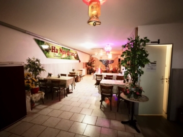 Gastro - großer Raum EG - Wohn- und Geschäftshaus Mitten in der Porzellanstadt Meißen