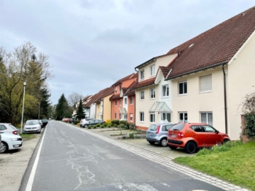 Zufahrtsstraße - Voll erschlossenes Baugrundstück in Hoyerswerda OT Bröthen