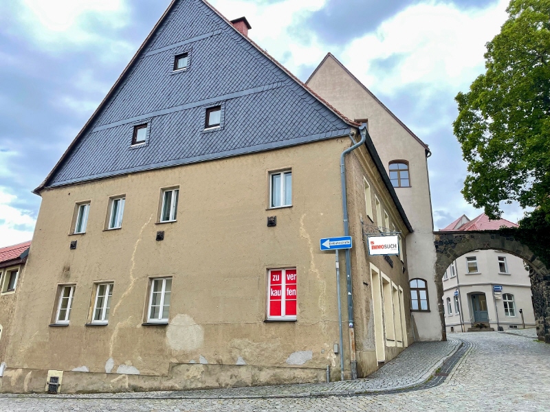 Fassade - Stolpen - interessantes Wohn- und Geschäftshaus